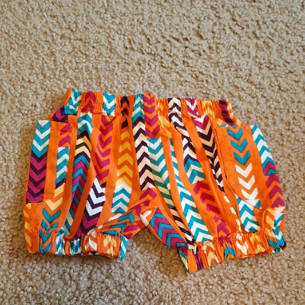 Sado Chevron Patterned Shorts